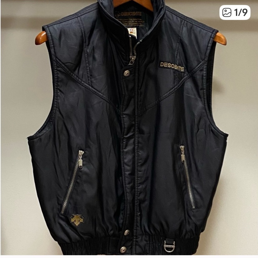 DESCENTE INSULATED BLACK MEN’S VEST SIZE M
